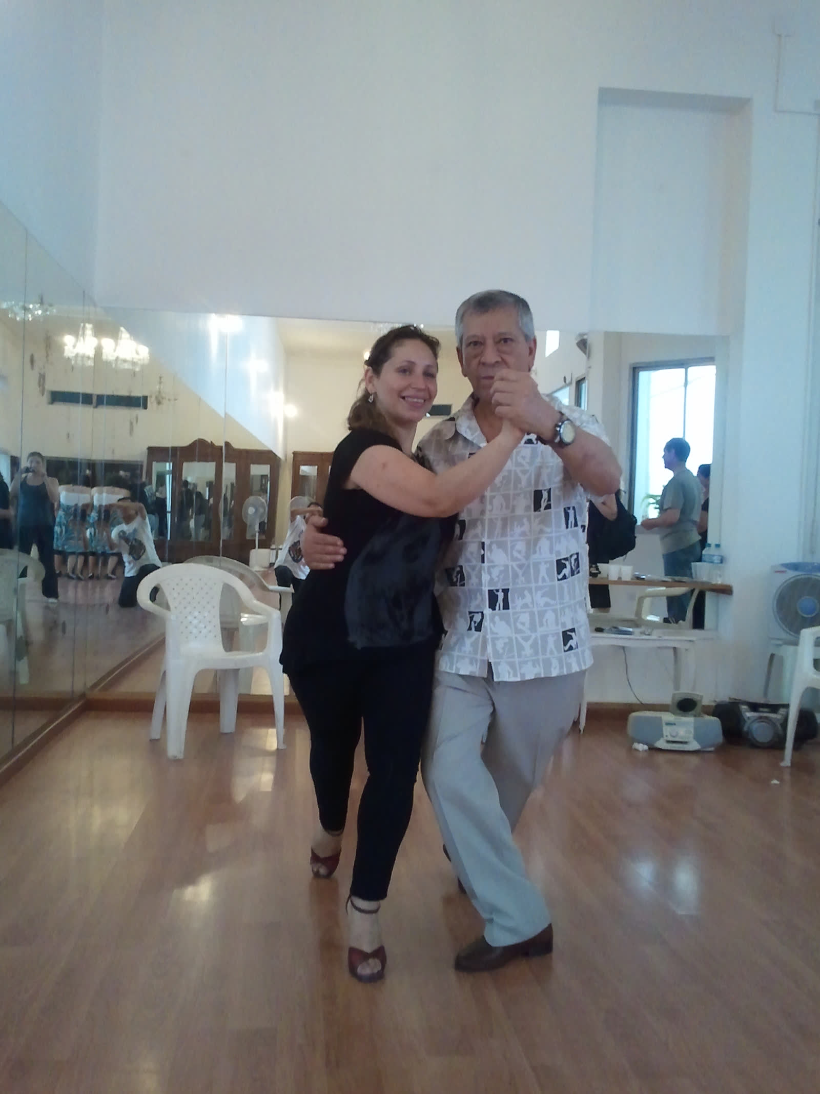 Carola y Ronaldo en la Escuela Mundial de Tango